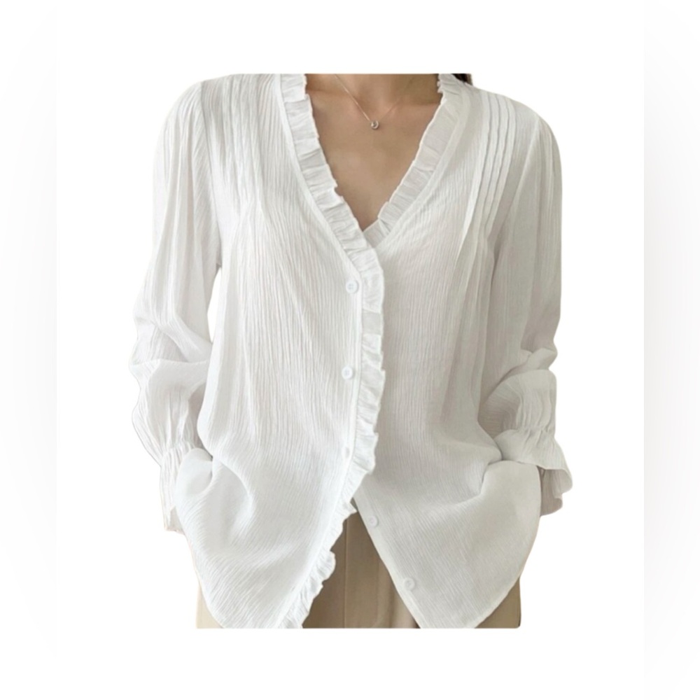 NEW White Flounce Long Sleeve XS/S